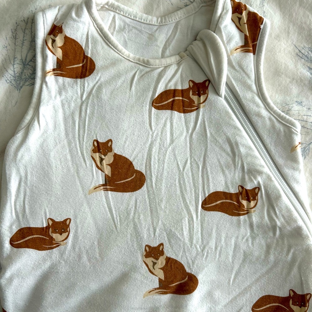KYTE BABY Bamboo Printed Sleeping Bag in Fox print, 1.0 Tog (0-6 Months, XS)